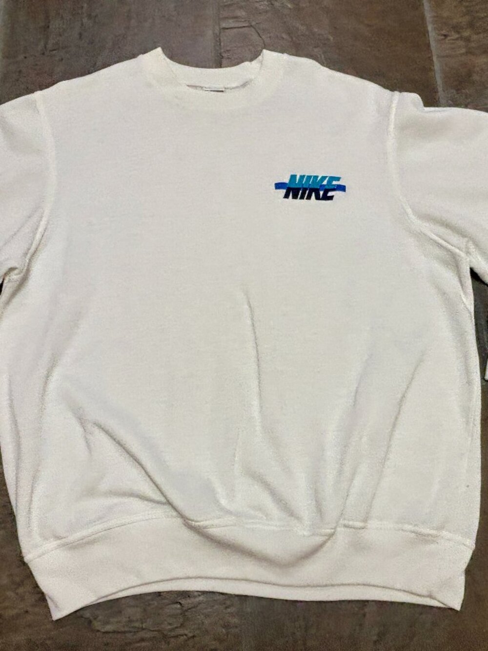 ~~Vintage Nike Embroidered White Crewneck Sweatshirt XL/XXL..VGUC!!!!